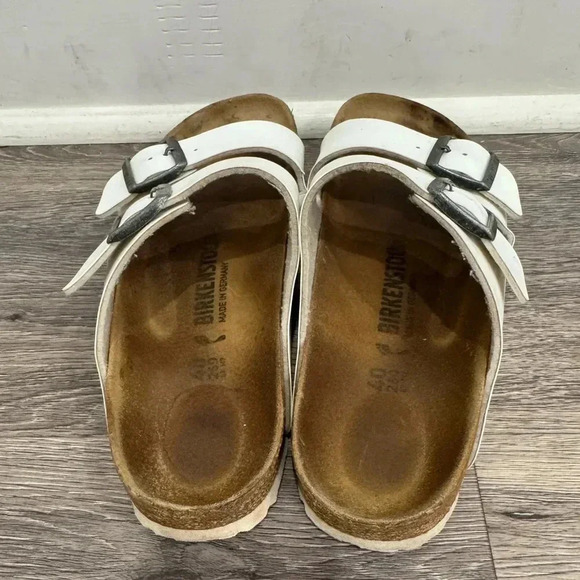 White Birkenstock Size 40 Women's Arizona Footbed Sandal - Picture 4 of 11